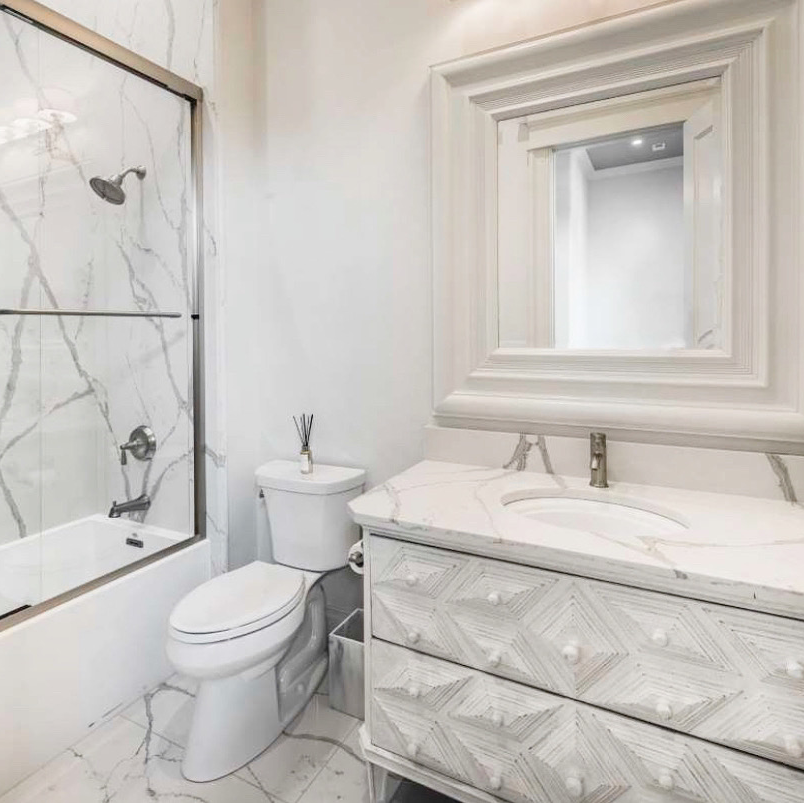 Distinctive Marble & Granite | 7635 Commerce Pl, Plain City, OH 43064, USA | Phone: (614) 760-0003