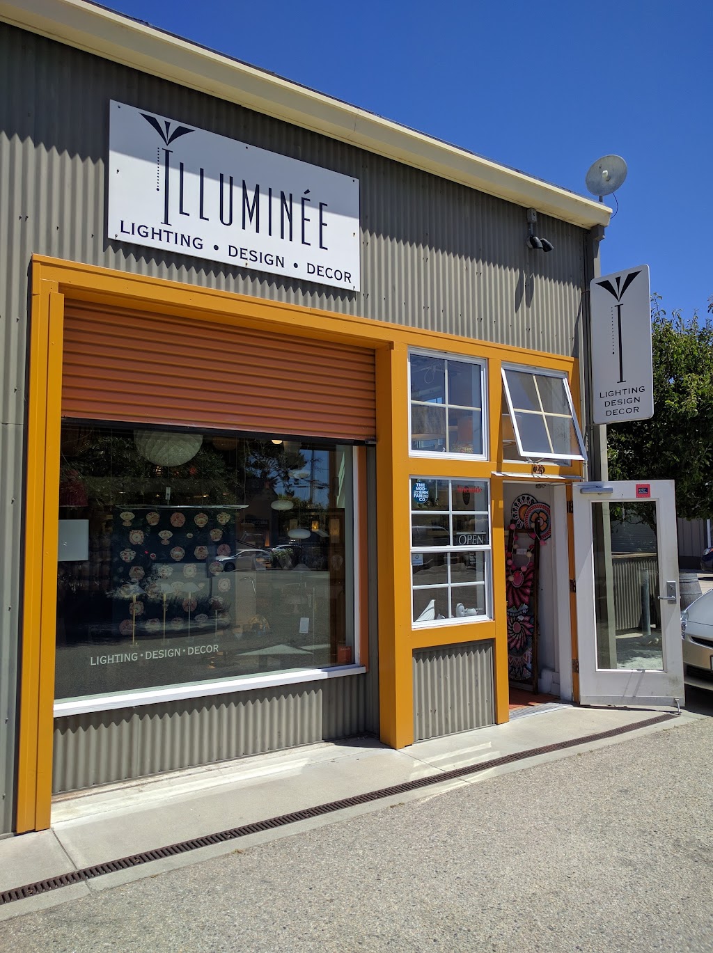 Illuminée | 402 Ingalls St #23, Santa Cruz, CA 95060 | Phone: (831) 423-1121