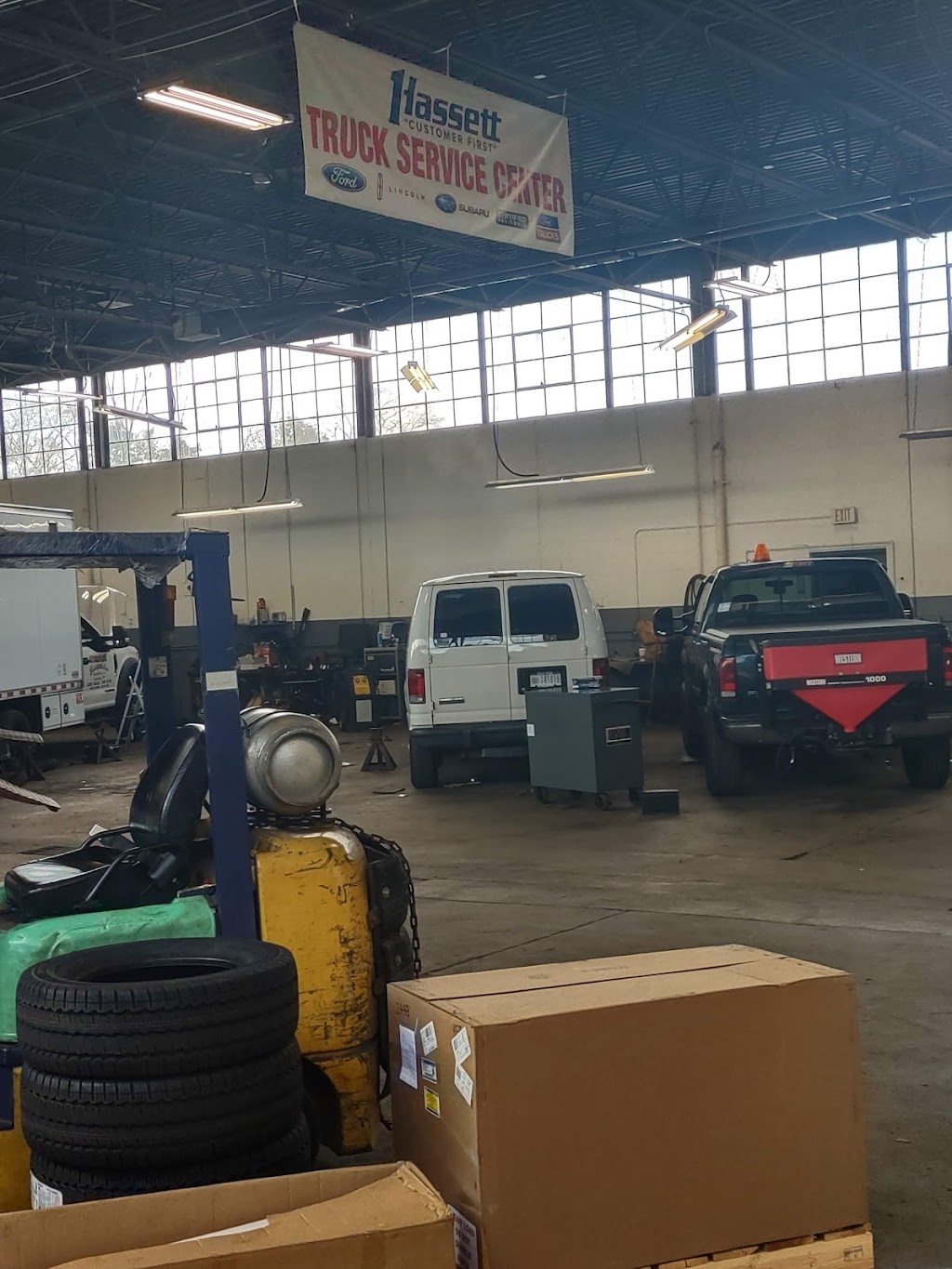 Hassett Truck Center | 1886 Seaford Ave, Wantagh, NY 11793, USA | Phone: (516) 785-0000