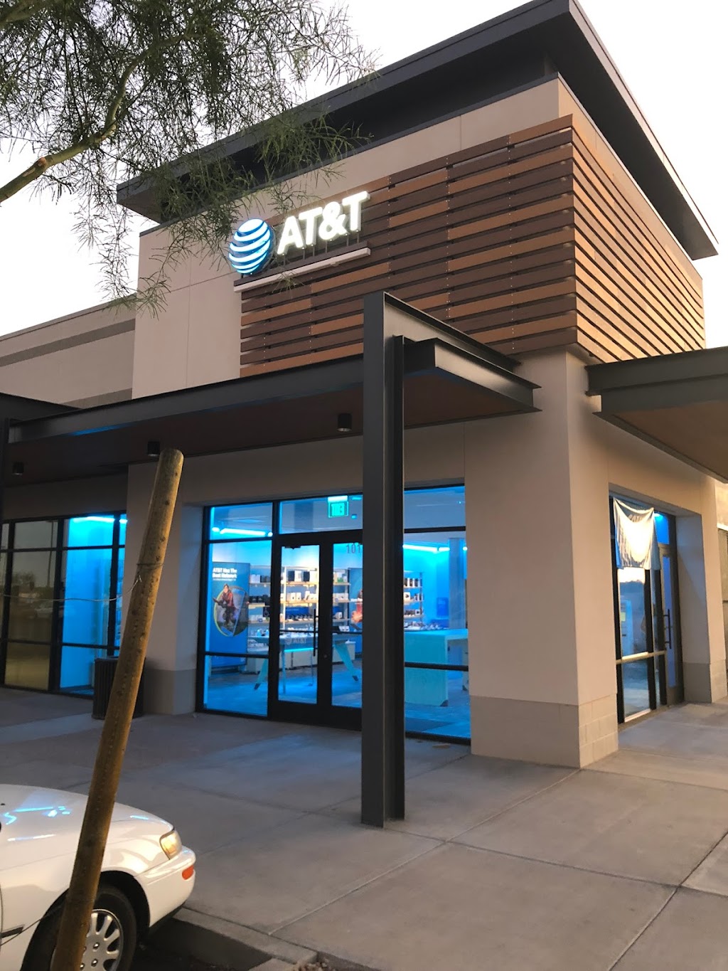 AT&T Store | 1226 S Signal Butte Rd Suite 101, Mesa, AZ 85209, USA | Phone: (480) 550-8018