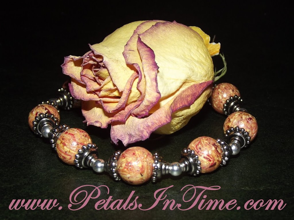 Petals In Time memory bead jewelry | 801 Schenkel Ln, Frankfort, KY 40601, USA | Phone: (309) 613-2883