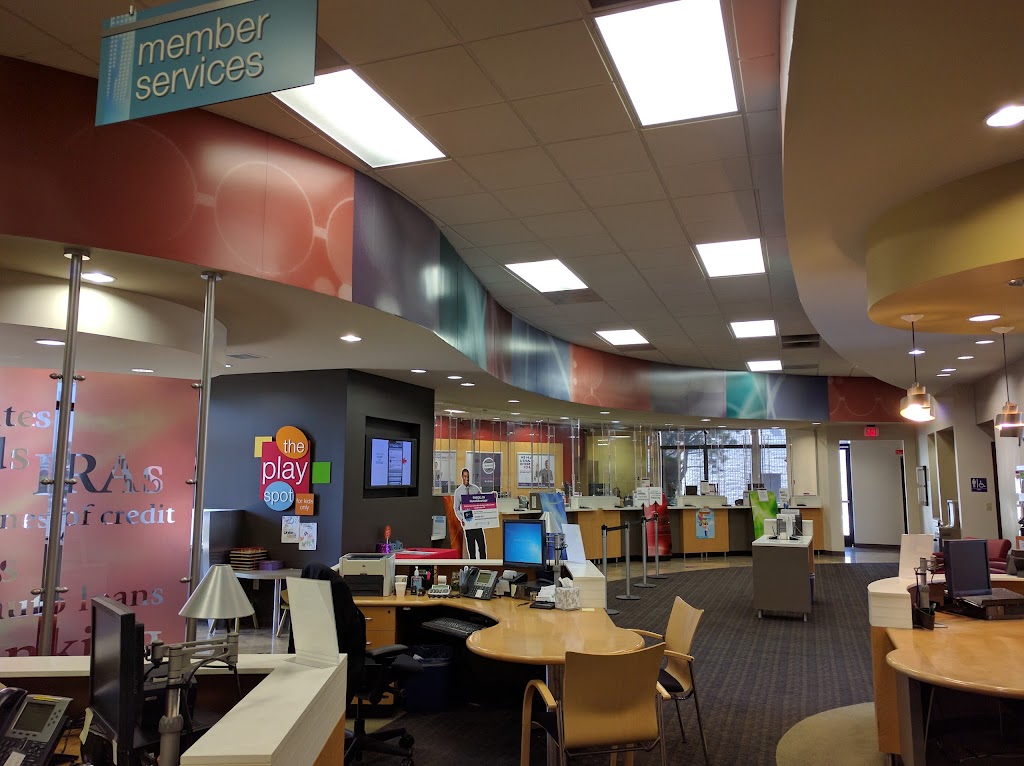 Kinecta Federal Credit Union - Huntington Beach | 7881 Edinger Ave #120, Huntington Beach, CA 92647, USA | Phone: (310) 643-3500