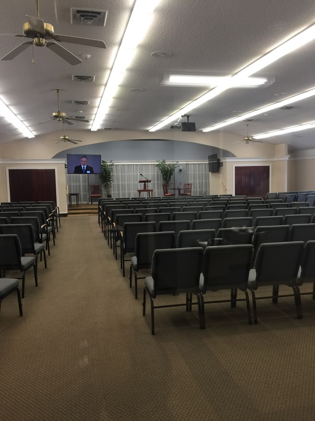 Kingdom Hall of Jehovahs Witnesses | 20465 Cedar Ave, Lakeville, MN 55044, USA | Phone: (952) 469-1144