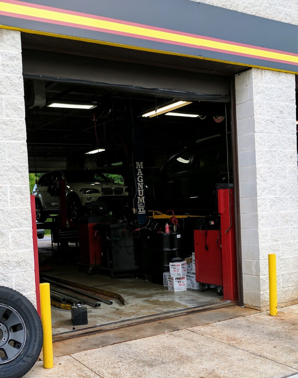 Meineke Car Care Center | 280 W Lincoln Hwy, Exton, PA 19341, USA | Phone: (610) 674-0746