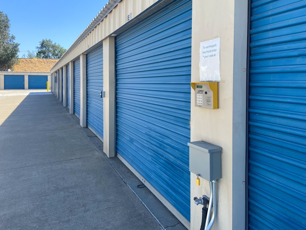 Eight Mile Self Storage | 10910 CA-99, Lodi, CA 95240 | Phone: (209) 367-0909