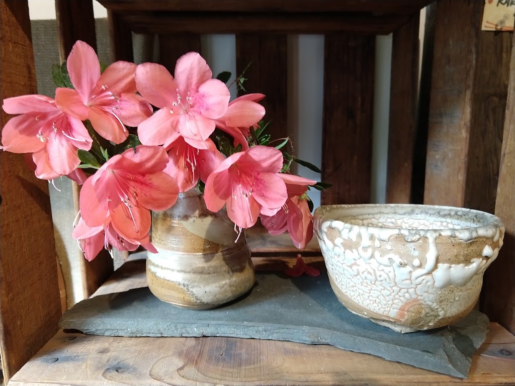 Old Gap Pottery | 944 NC-705, Seagrove, NC 27341, USA | Phone: (336) 265-6476