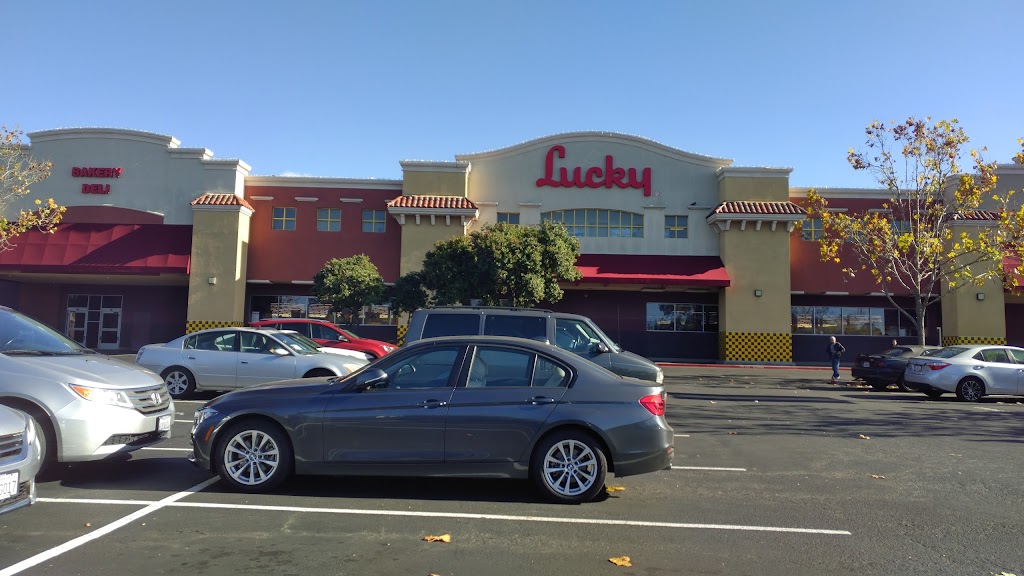 Lucky | 32300 Dyer St, Union City, CA 94587, USA | Phone: (510) 441-8484