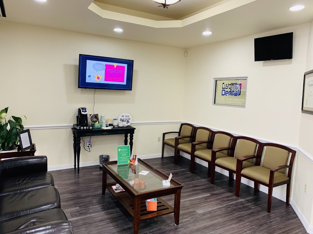 Parkway Dental (Custom Dental) | 17610 Midway Rd #110, Dallas, TX 75287, USA | Phone: (972) 735-8900