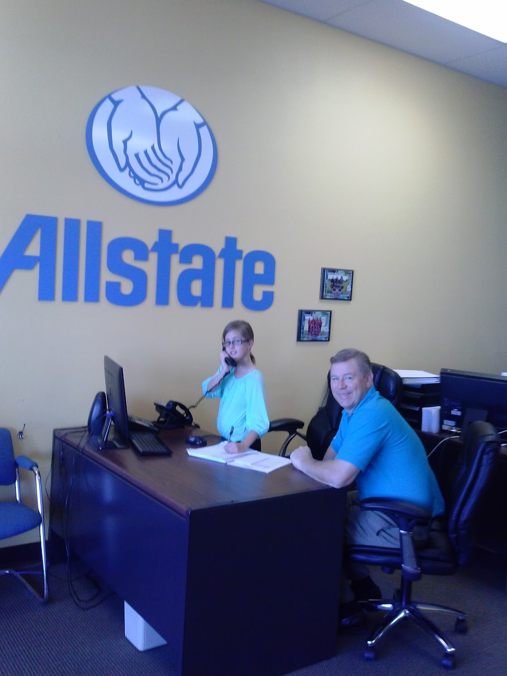 Allstate Insurance Tim and Laura Hacker | 9480 S Eastern Ave Ste 200, Las Vegas, NV 89123, USA | Phone: (702) 456-2800