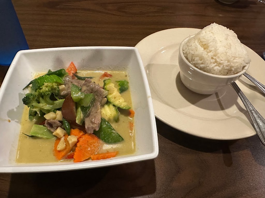 Sukhothai Thai Cuisine | 8102 Market Pl Ln, Cincinnati, OH 45242, USA | Phone: (513) 978-0281