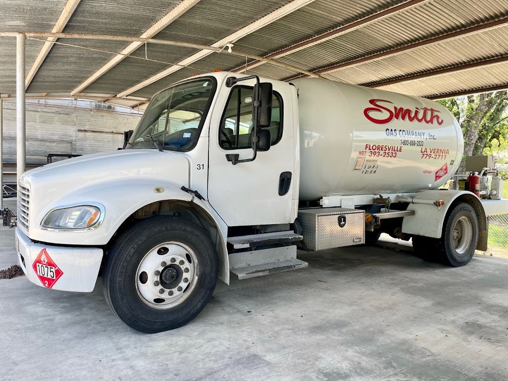 Smith Gas Company | 1607 3rd St, Floresville, TX 78114, USA | Phone: (830) 393-2533