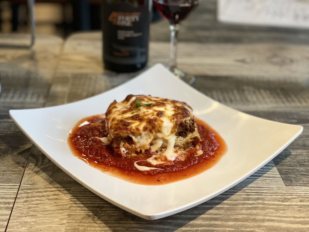 Mamma Mia Restaurant and Bar | 10971 Magnolia Ave, Riverside, CA 92505, USA | Phone: (951) 729-5555