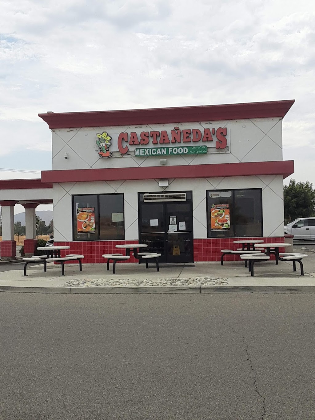 Castañedas Mexican Food | 1040 N State St, San Jacinto, CA 92582, USA | Phone: (951) 654-4700