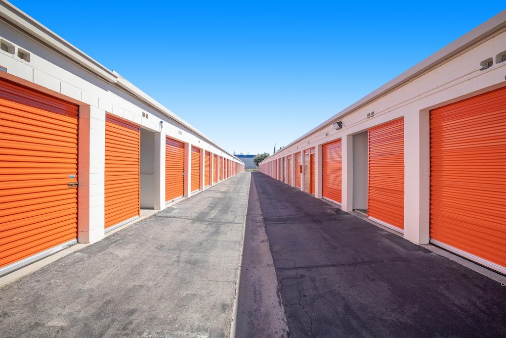 Public Storage | 9350 CA-27, Chatsworth, CA 91311, USA | Phone: (747) 224-6380