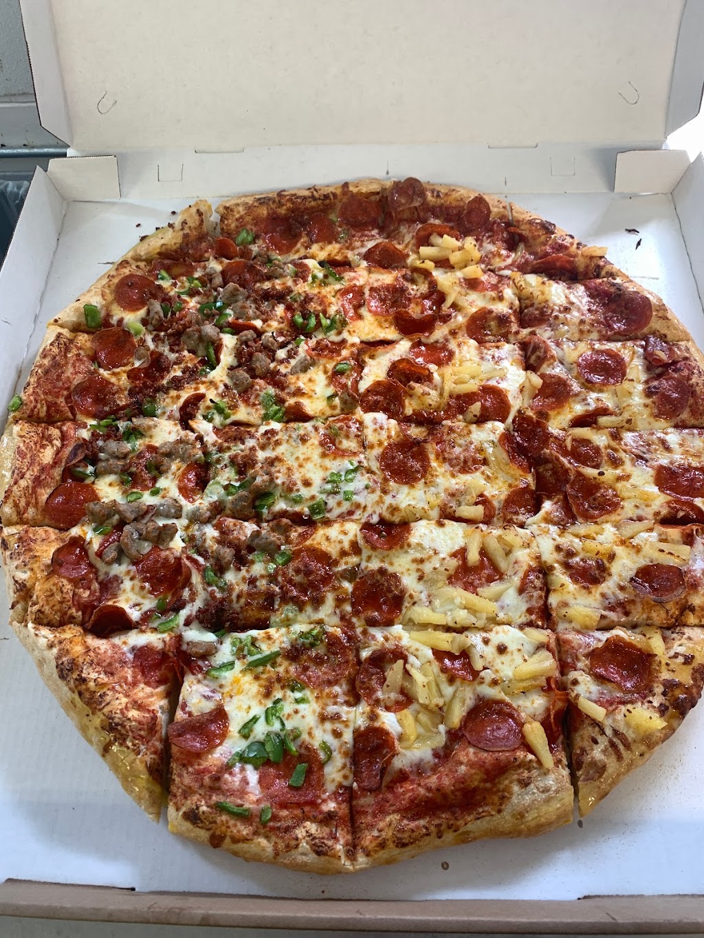 Toarminas Pizza Flat Rock MI | 15005 Telegraph Rd, Flat Rock, MI 48134 | Phone: (734) 984-0224