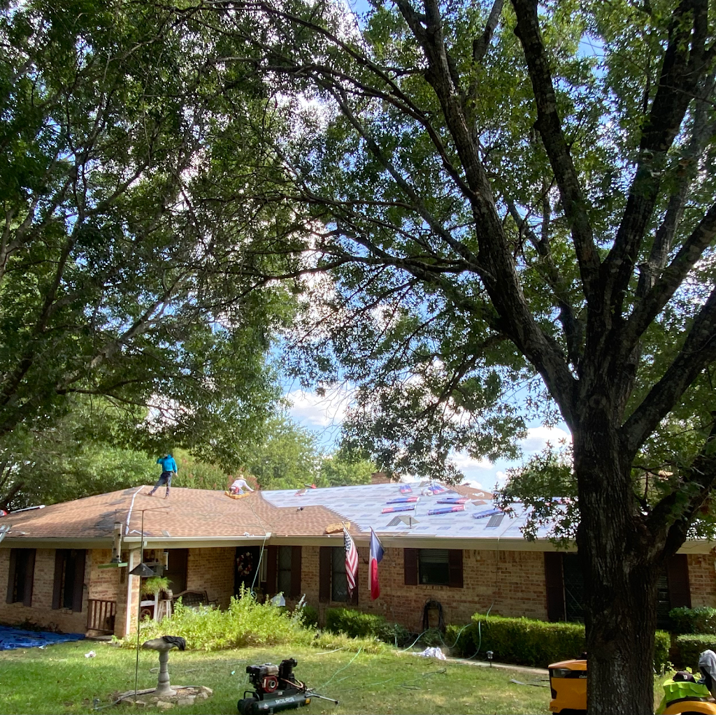 American Heritage TX Roofing & Construction LLC | 619 Rocky Ridge Ln, Weatherford, TX 76085, USA | Phone: (817) 781-1093
