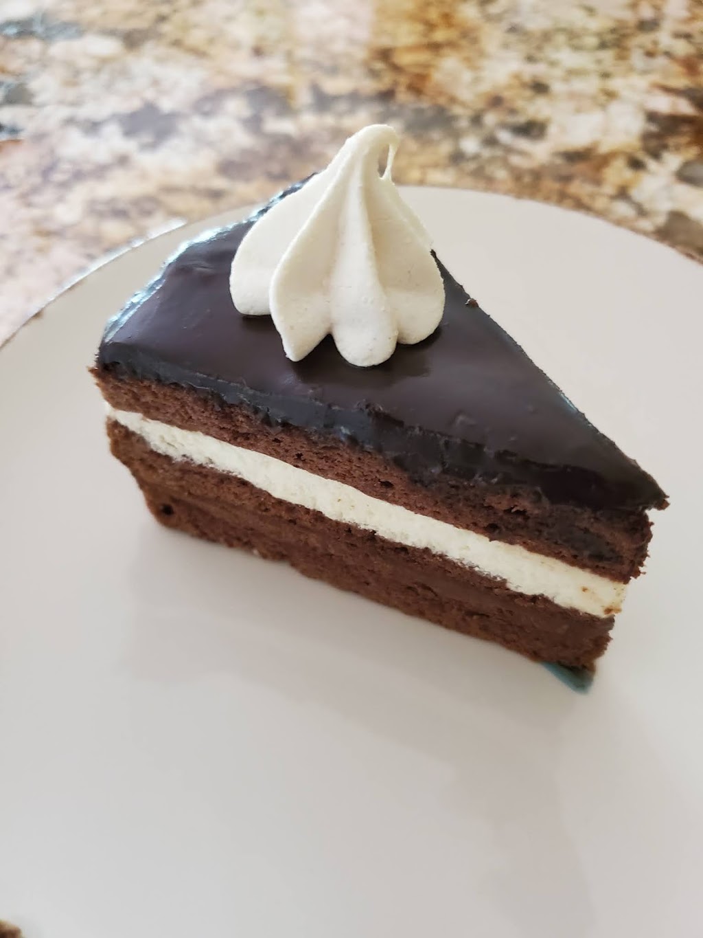 Joconde Pastry and Cake | 3450 Foothill Blvd, Glendale, CA 91214, USA | Phone: (818) 249-2100