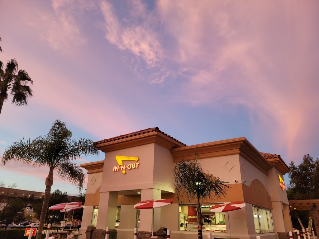 In-N-Out Burger | 27380 La Paz Rd, Laguna Hills, CA 92677, USA | Phone: (800) 786-1000