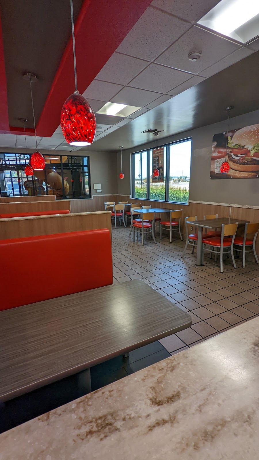 Burger King | 9640 Mariposa Rd, Hesperia, CA 92344, USA | Phone: (760) 949-1505