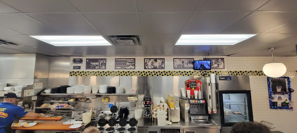 Waffle House | 2340 Elm Hill Pike, Nashville, TN 37214 | Phone: (615) 885-4575