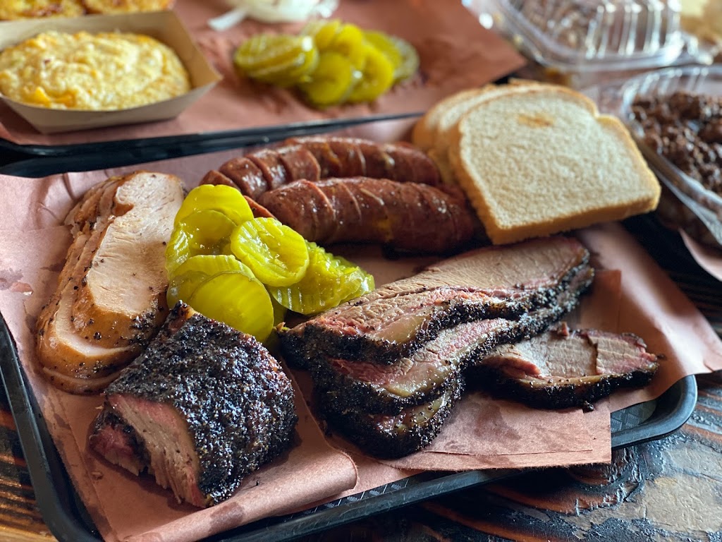 Evie Maes BBQ | 217 US-62, Wolfforth, TX 79382, USA | Phone: (806) 782-2281