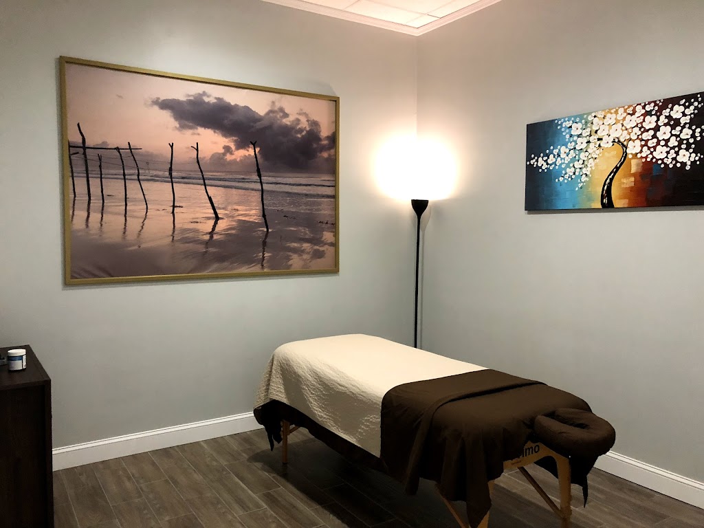 Essential ChiroCare | 1111 Oakfield Dr #101, Brandon, FL 33511, USA | Phone: (813) 253-0711