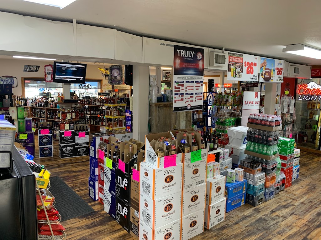 Discount liquor market | 1015 N Main St, Weatherford, TX 76086, USA | Phone: (682) 262-1455