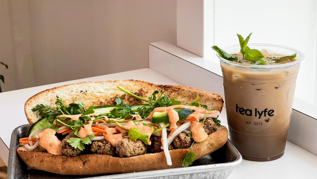 Tea Lyfe Saratoga | 14554 Big Basin Way, Saratoga, CA 95070, USA | Phone: (408) 647-2809