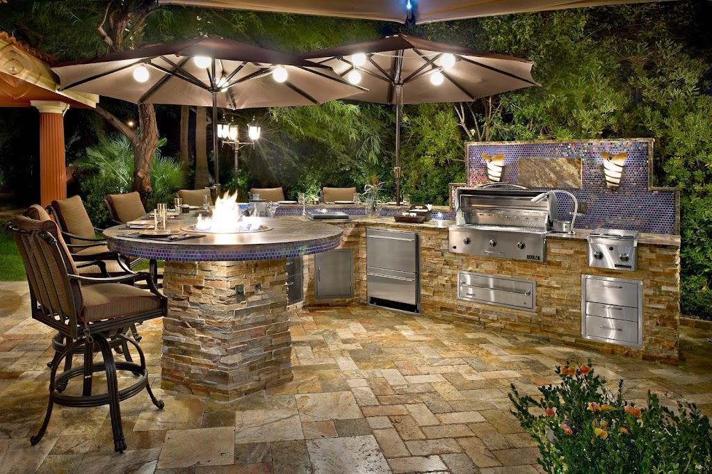 Galaxy Outdoor | 4425 Dean Martin Dr, Las Vegas, NV 89103, USA | Phone: (702) 448-5600