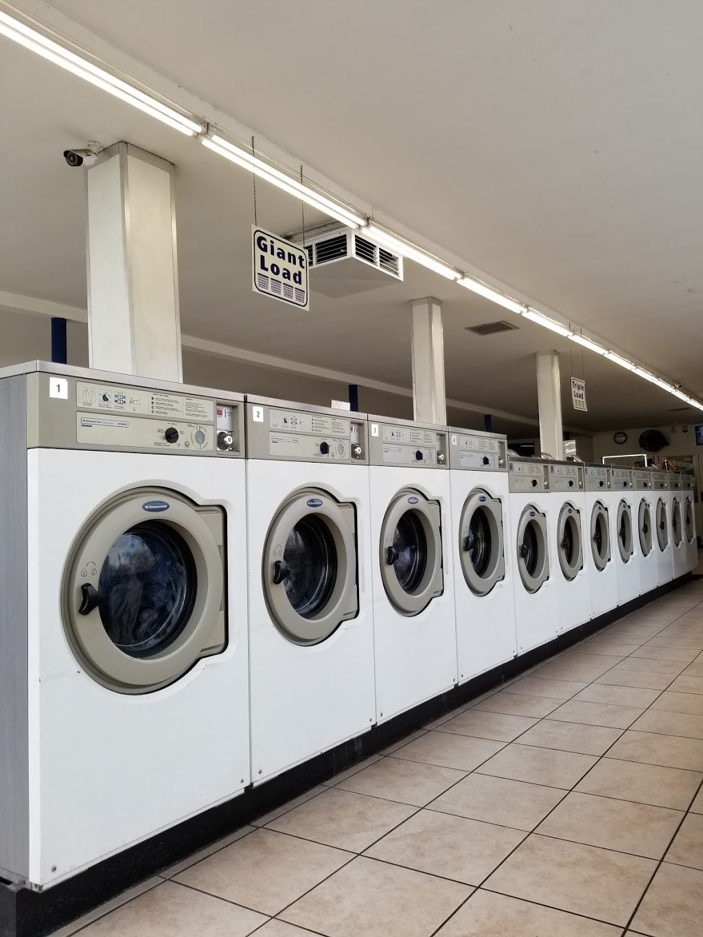 ECP Coin Laundry | 4851 Peck Rd, El Monte, CA 91732, USA | Phone: (626) 222-6974