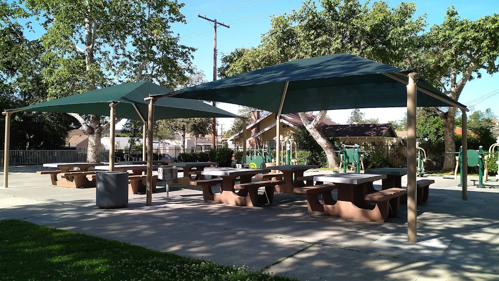 Carr Park | 1615 E Colorado St, Glendale, CA 91205, USA | Phone: (818) 548-2184