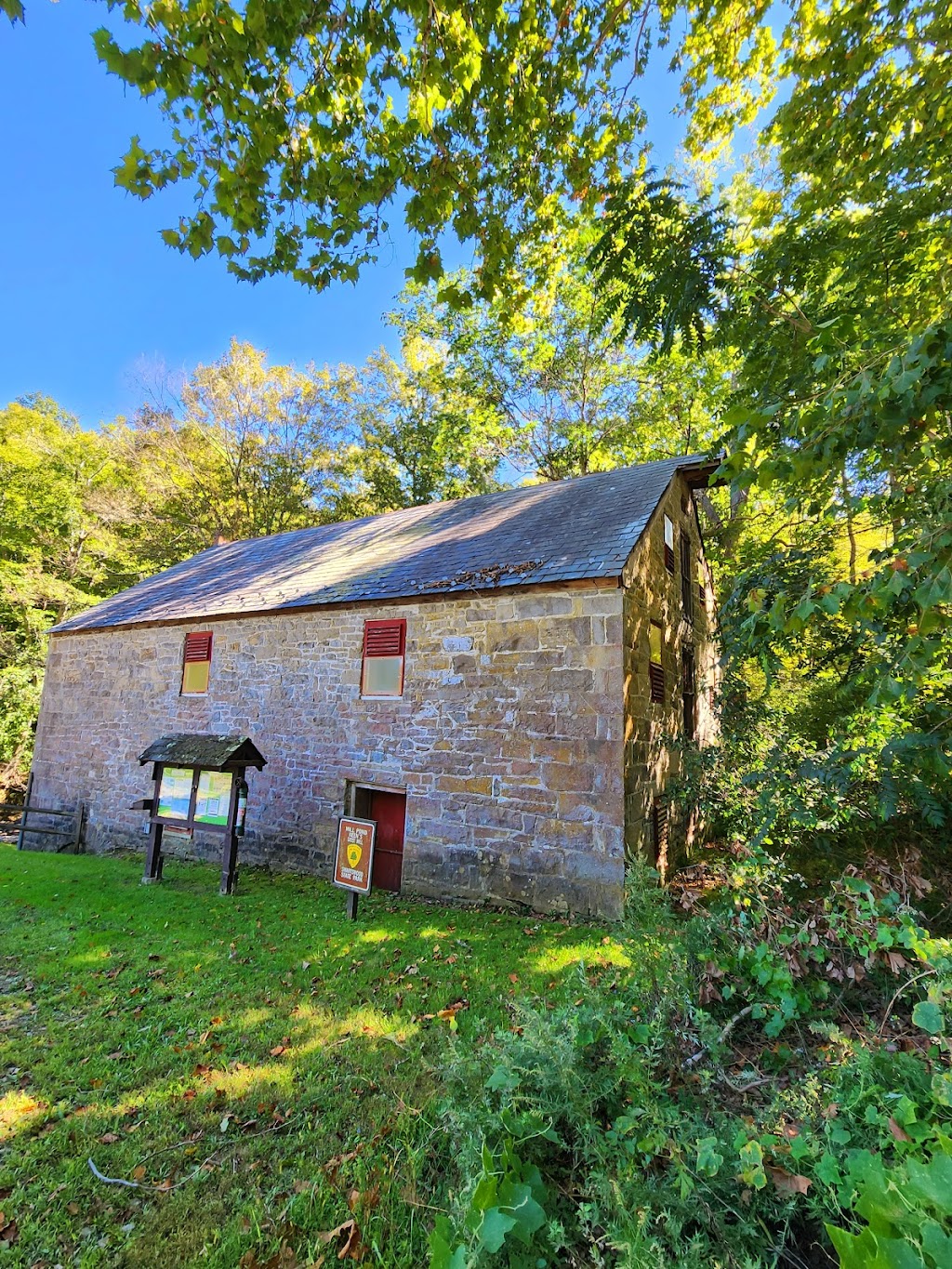 Grist Mill Trailhead and parking | Newton, NJ 07860, USA | Phone: (973) 383-5230