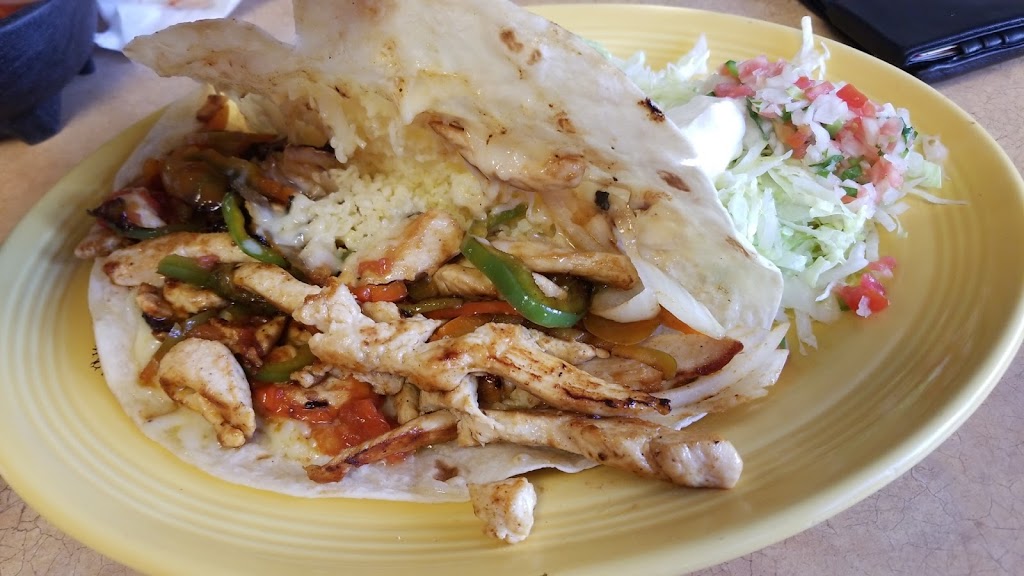 La Plaza Mexican Restaurant | 2055 Fairview Blvd, Fairview, TN 37062, USA | Phone: (615) 799-6150