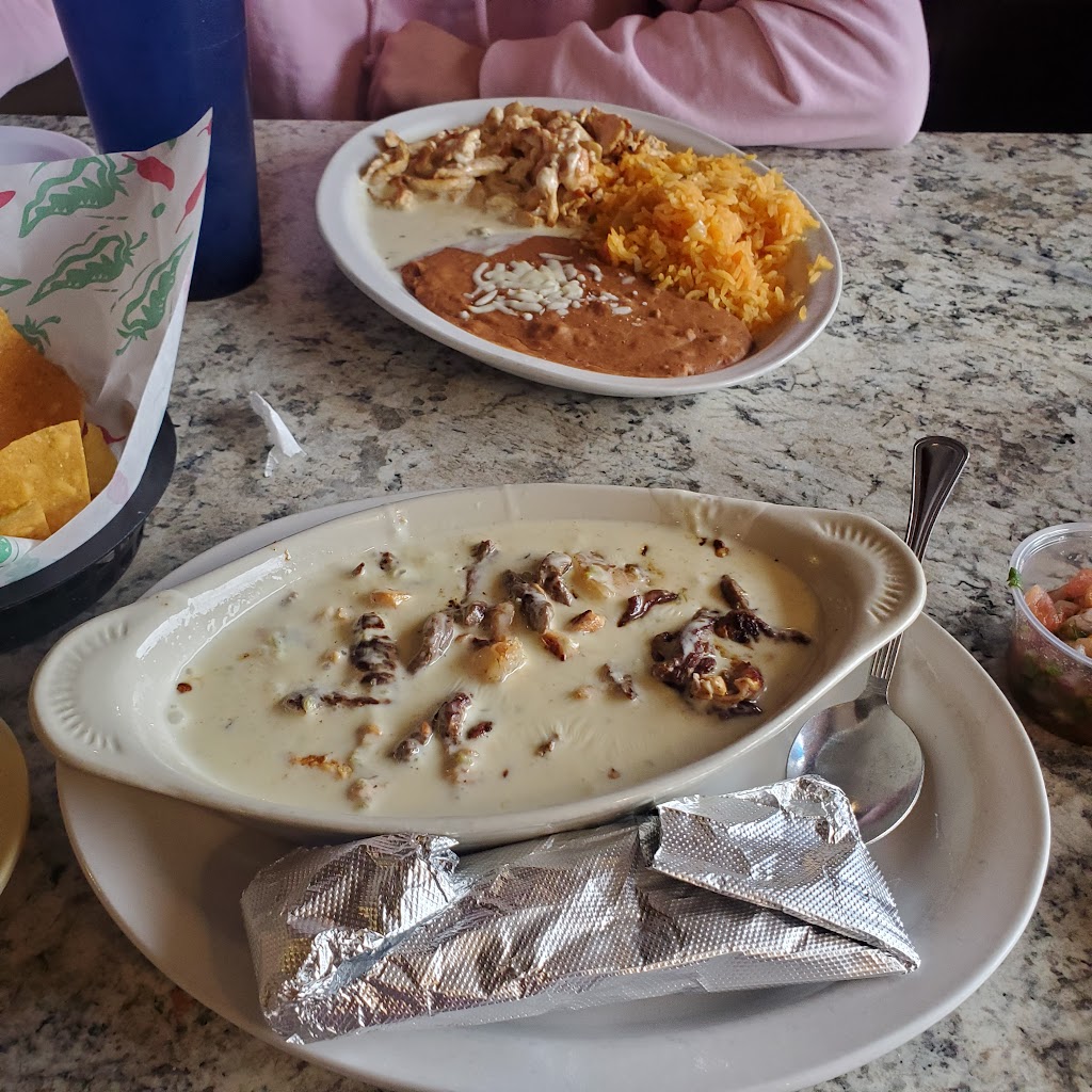 Casa Fiesta Mexican Restaurant | 1607 N Main St, Newton, KS 67114, USA | Phone: (316) 283-7960