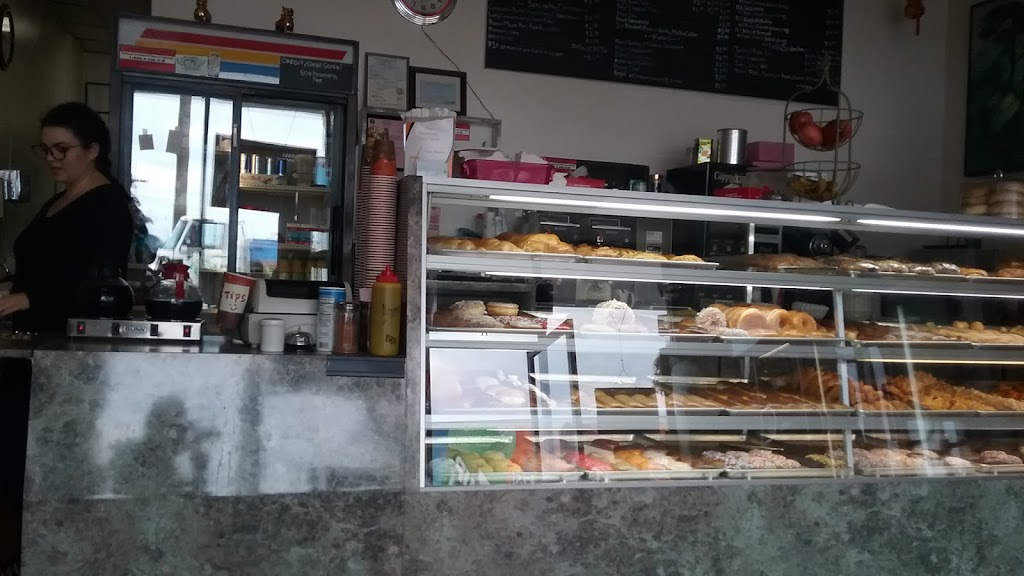 Donut House | 401 S El Camino Real # H, San Clemente, CA 92672, USA | Phone: (949) 492-9567