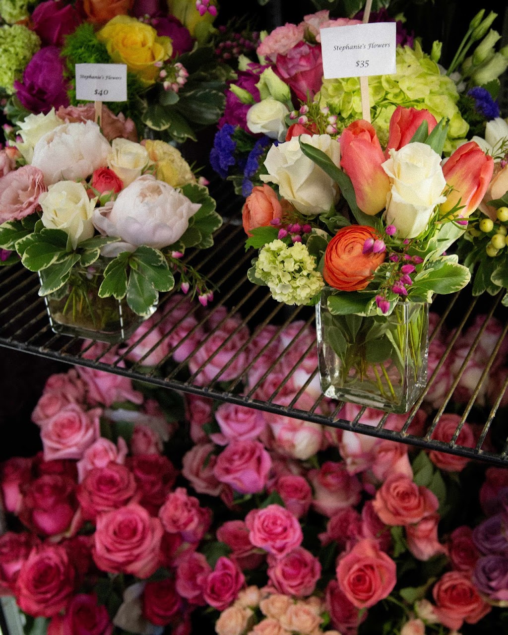 Stephanies Flowers Of Chestnut Hill | 1004 W Roxbury Pkwy, Chestnut Hill, MA 02467, USA | Phone: (617) 469-4747