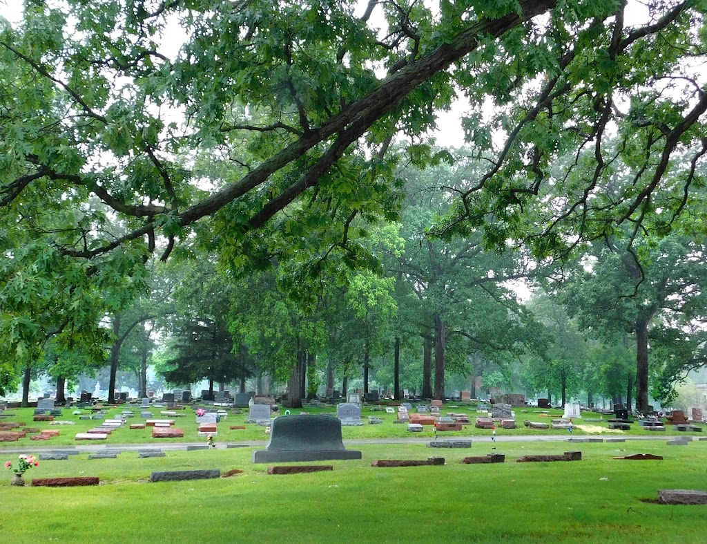 Catholic Cemetery | 3500 Lake Ave, Fort Wayne, IN 46805, USA | Phone: (260) 426-2044