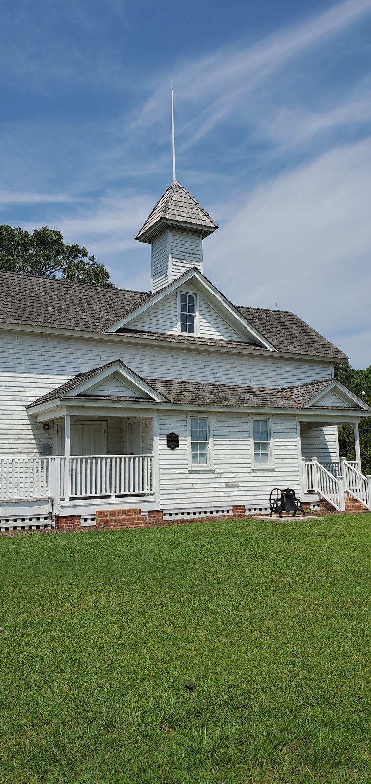 Historic Jarvisburg Colored School | 7300 Caratoke Hwy, Jarvisburg, NC 27947, USA | Phone: (252) 491-2409