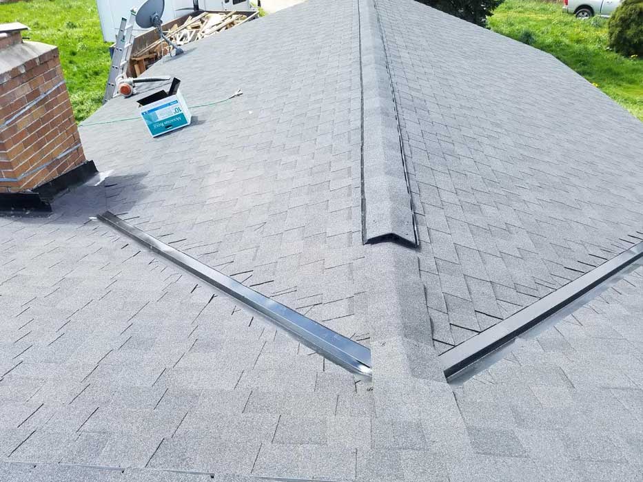 MRC Roofing LLC | 12417 NE 72nd St, Vancouver, WA 98682, USA | Phone: (360) 773-0187