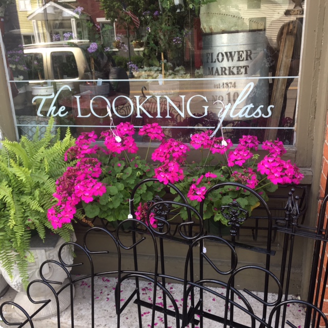 The Looking Glass | 49 S Main St, Waynesville, OH 45068 | Phone: (513) 897-9960