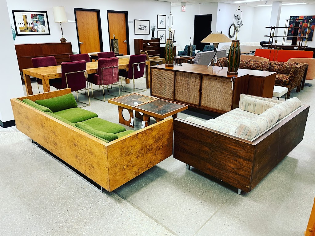 Modern Hill Furniture Warehouse | 9500 W 55th St Suite A, McCook, IL 60525, USA | Phone: (708) 497-9111