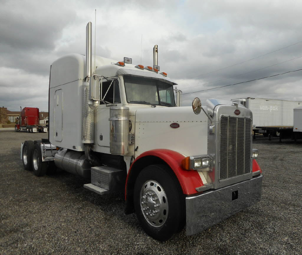 Interstate 65 Truck Sales Inc | 13576 Blue Lick Rd, Memphis, IN 47143, USA | Phone: (812) 294-1700