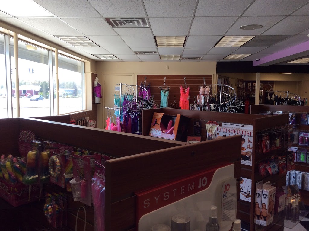 Adultmart | 7500-7598 US-6, Gibsonburg, OH 43431, USA | Phone: (419) 288-2131