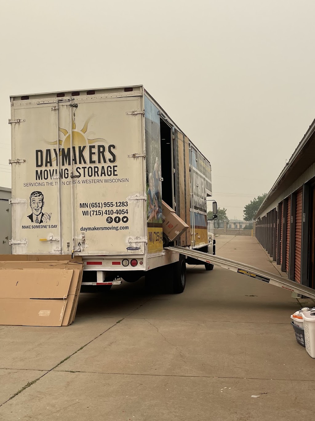 Daymakers Moving & Storage | 588 Schommer Dr, Hudson, WI 54016, USA | Phone: (715) 410-4054