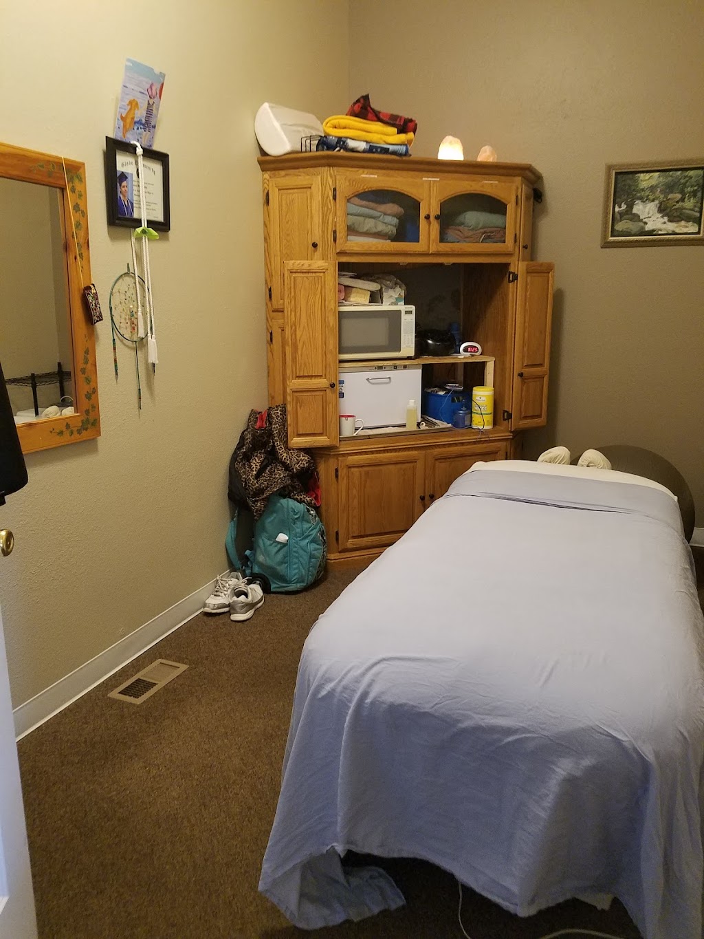 DWs Therapeutic Massage | 4066 White Bear Ave #2, White Bear Lake, MN 55110, USA | Phone: (651) 756-7446