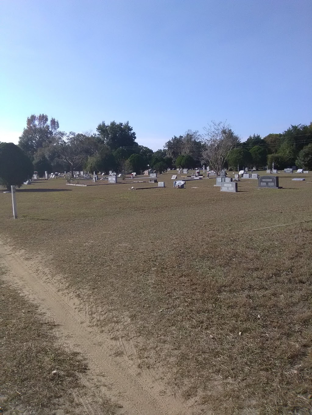 Seffner Cemetery | 609 E Wheeler Rd, Seffner, FL 33584, USA | Phone: (813) 689-4412