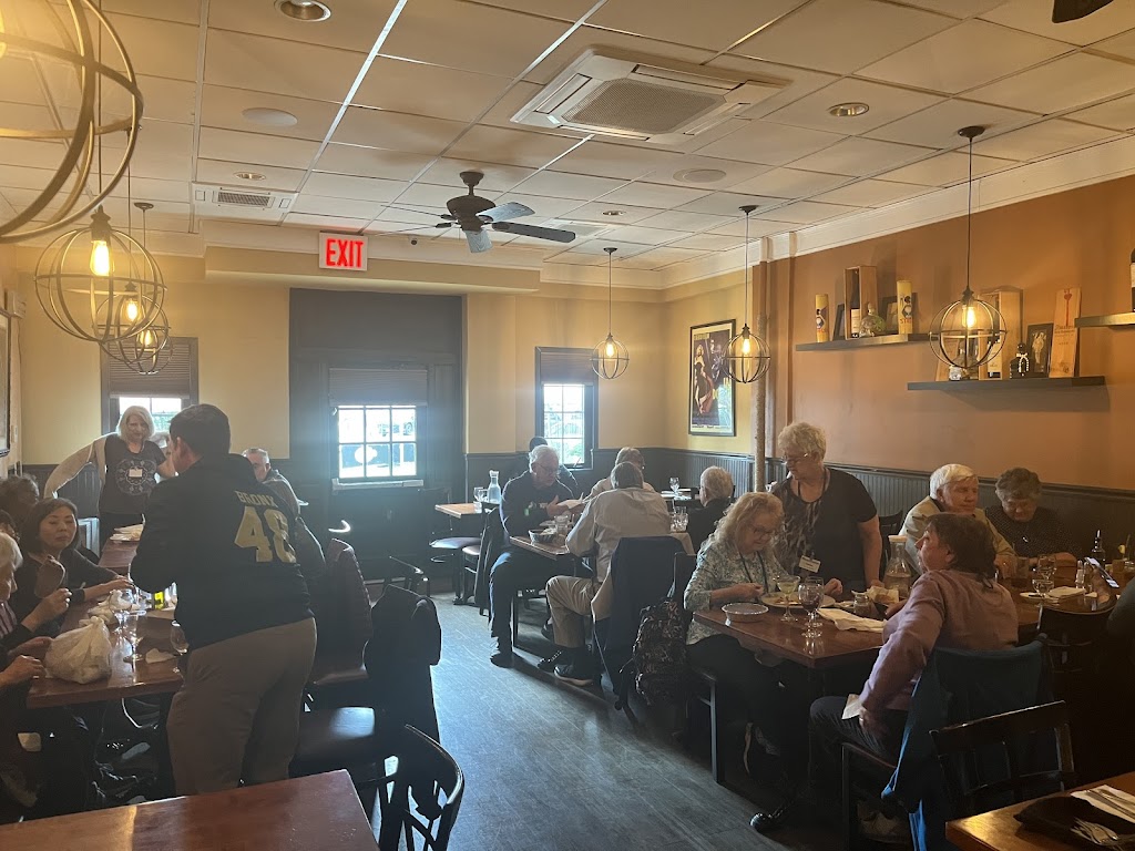 Antonios Trattoria | 2370 Belmont Ave, The Bronx, NY 10458, USA | Phone: (718) 733-6630