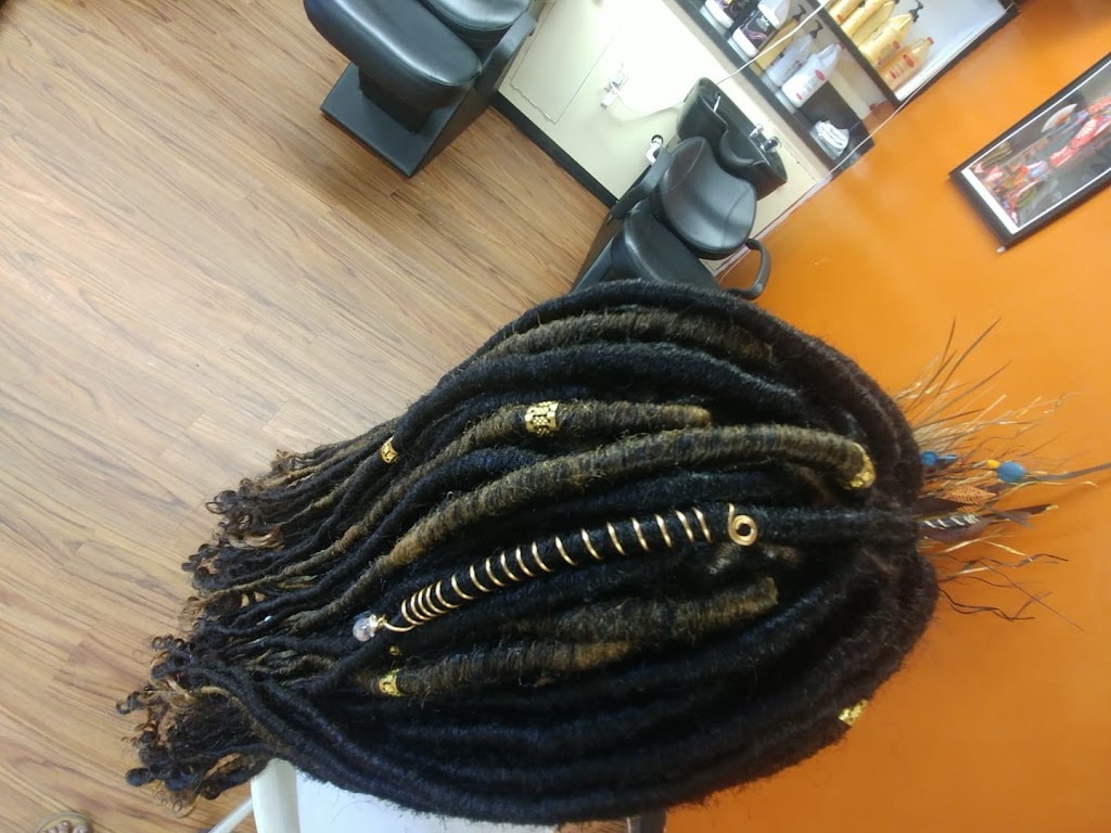 Afro hair braiding by Njeri Suzie | 502 112th St S, Parkland, WA 98444, USA | Phone: (425) 351-8192
