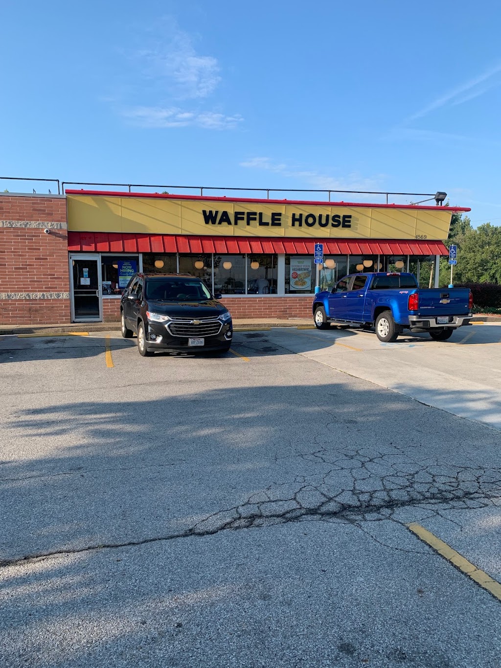 Waffle House | 4569 Homer Ohio Ln, Groveport, OH 43125, USA | Phone: (614) 835-0754