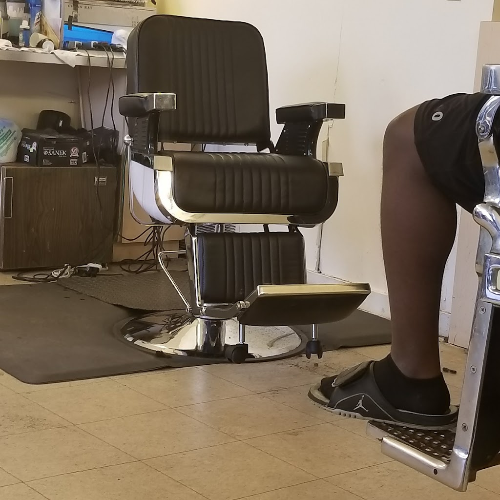 Short Stuff Barbershop | 14720 Puritan Ave, Detroit, MI 48227, USA | Phone: (313) 493-8883